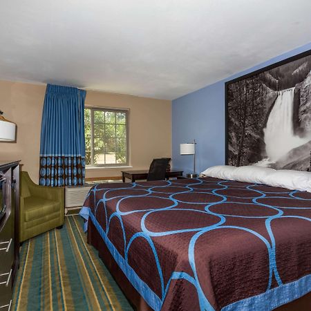 Super 8 By Wyndham Douglas Esterno foto
