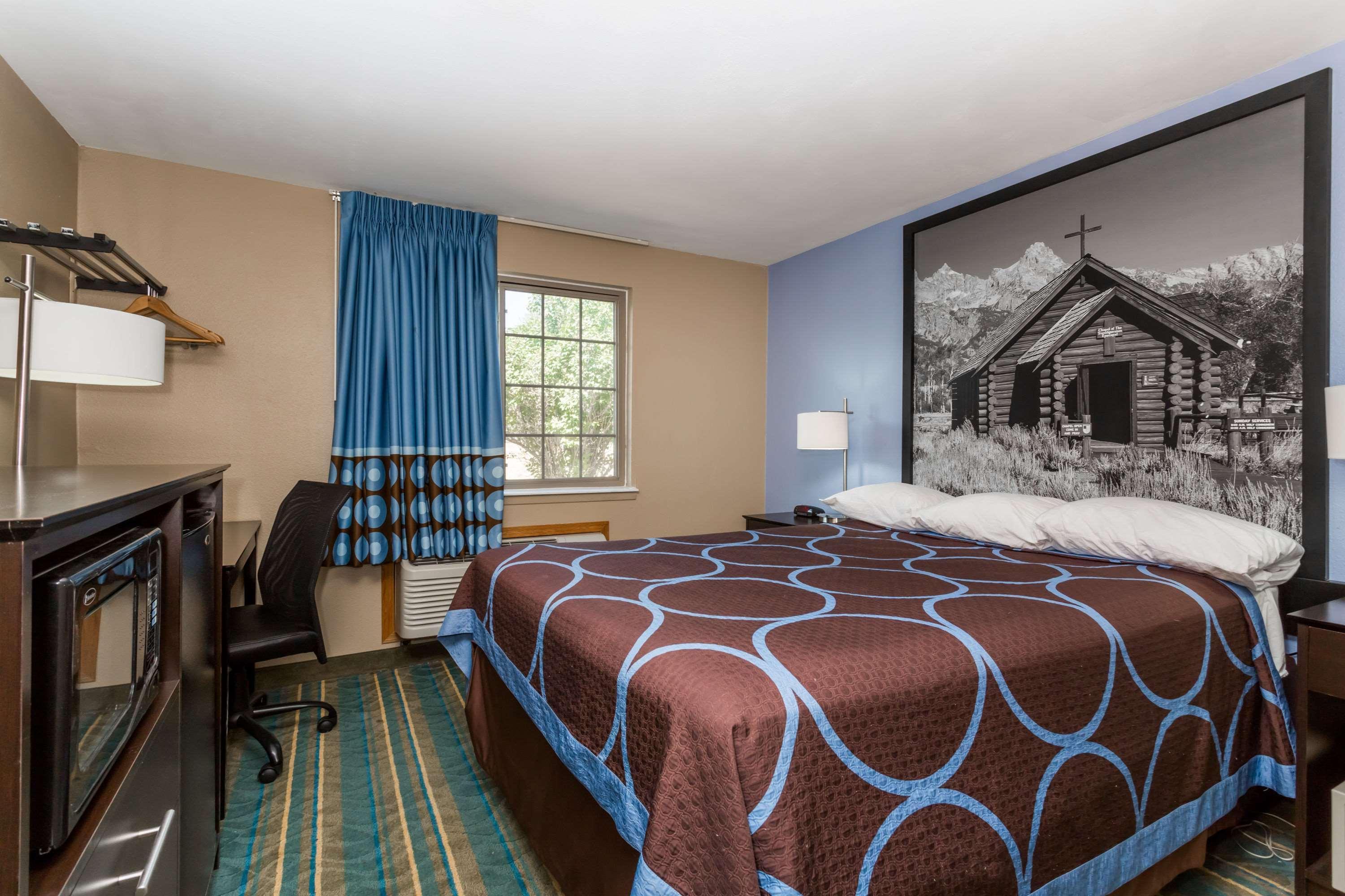 Super 8 By Wyndham Douglas Esterno foto