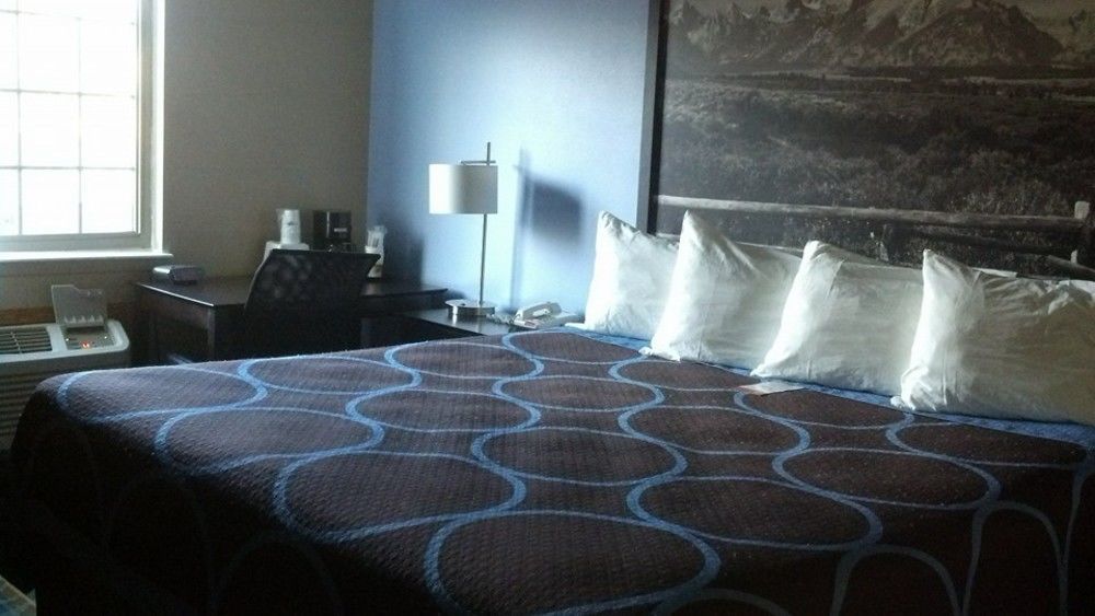 Super 8 By Wyndham Douglas Esterno foto