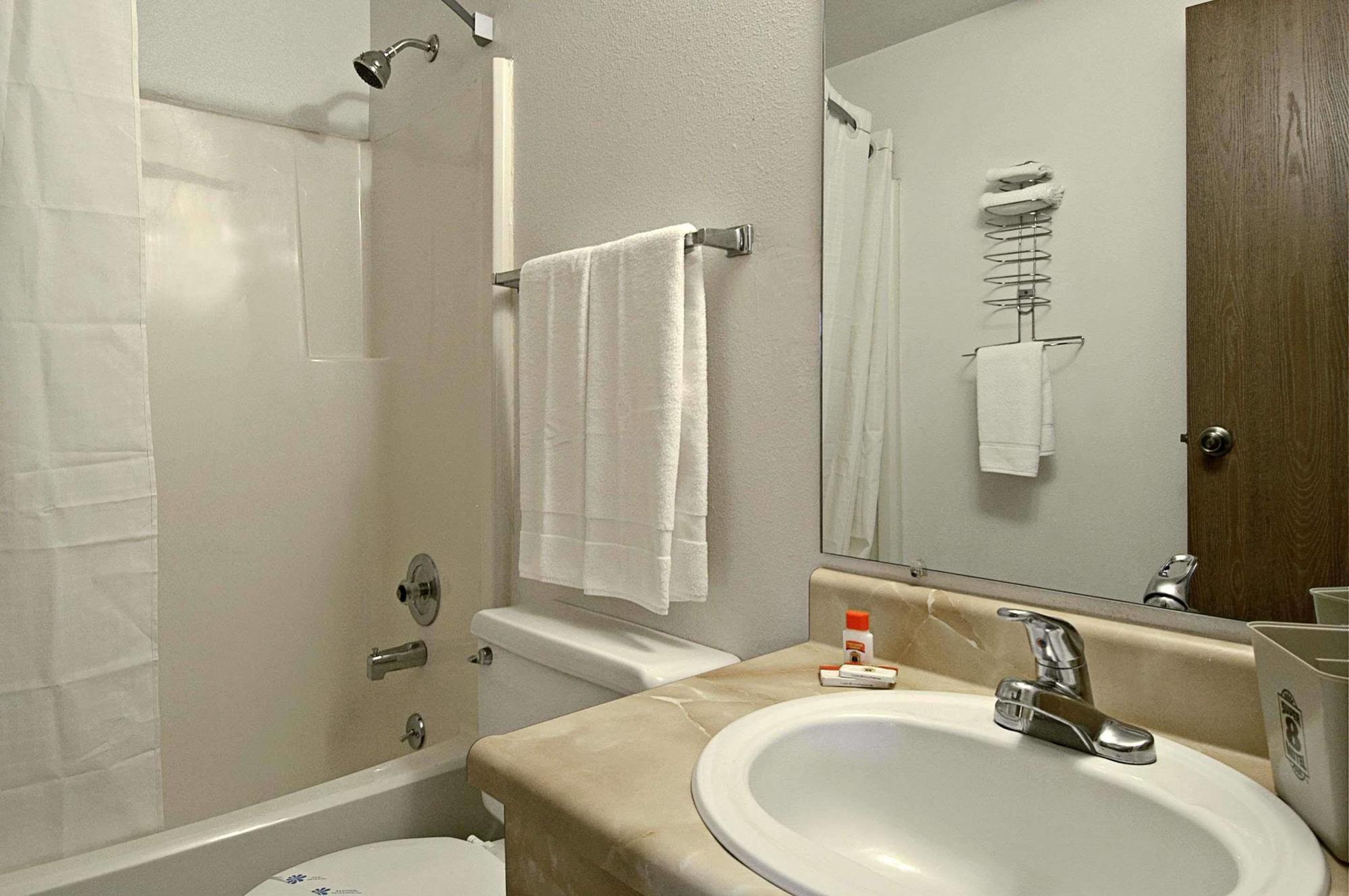 Super 8 By Wyndham Douglas Camera foto
