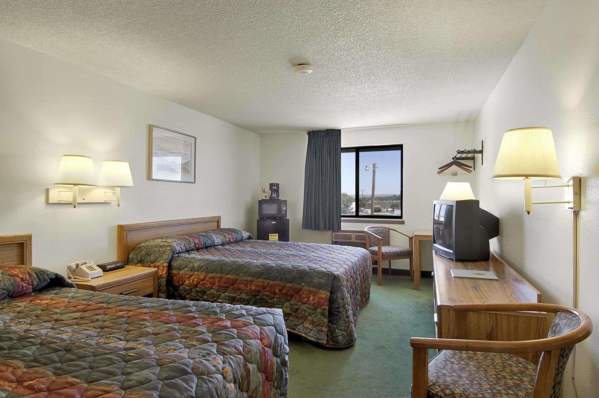 Super 8 By Wyndham Douglas Esterno foto